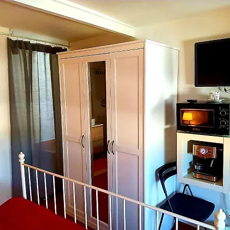 Dimora Agata 21 オストゥーニ