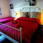 Dimora Agata 21 Pensión 4*