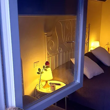 Dimora Agata 21 Πανσιόν Ostuni