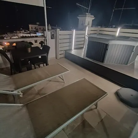 Dimora Agata 21 Πανσιόν Ostuni