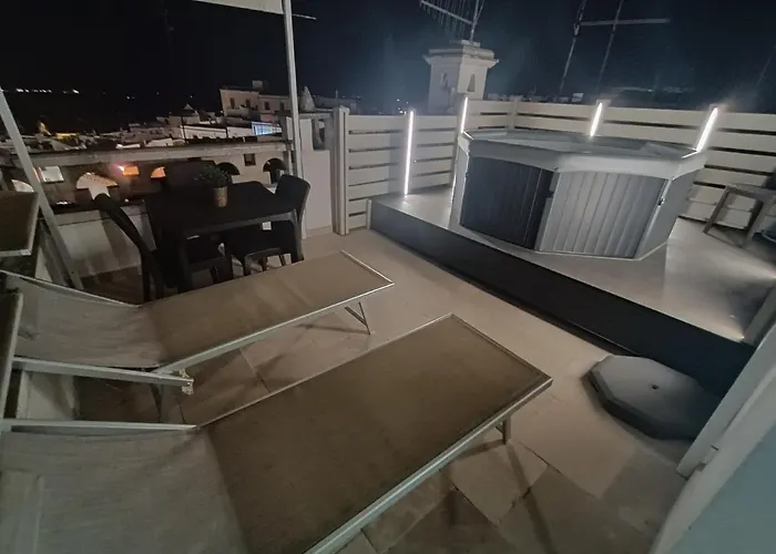 Dimora Agata 21 Πανσιόν Ostuni